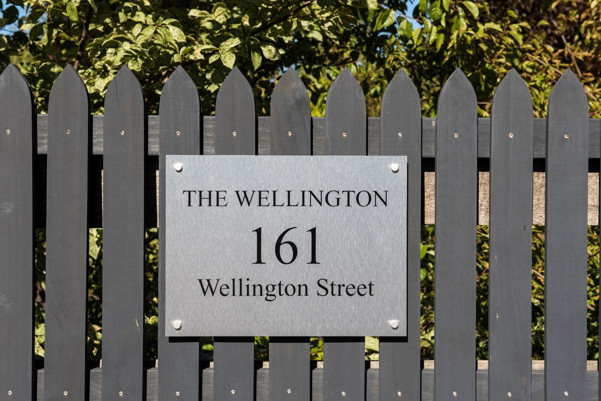 The Wellington Bed And Breakfast Longford エクステリア 写真